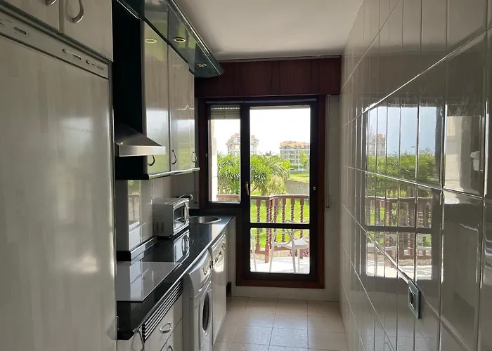 Black And White Suitte 